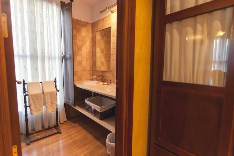 Standard Double room with balcony and with city view