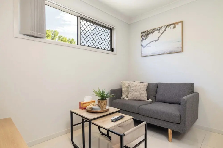 Smart Suites Self Check-in Apartments - 35A Freney