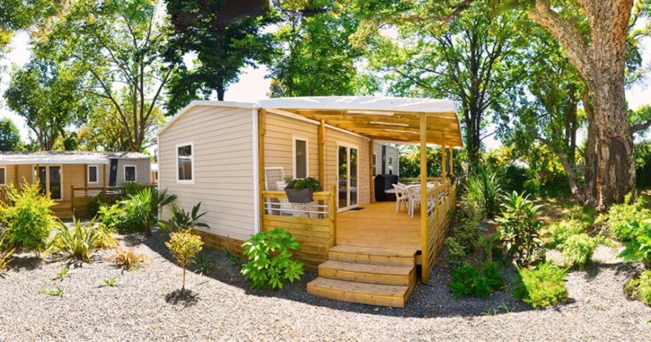 3 Bedrooms Bungalow