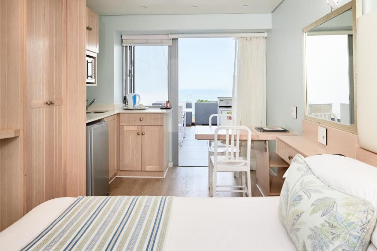 Standard Double room with sea view