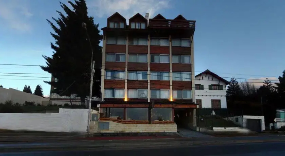 Hotel Espejo del Lago