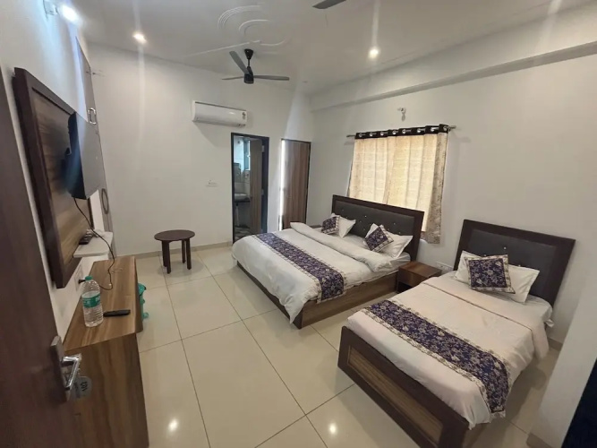 Hotel Rajhans