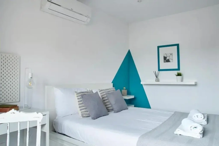 3 Bedrooms Apartment