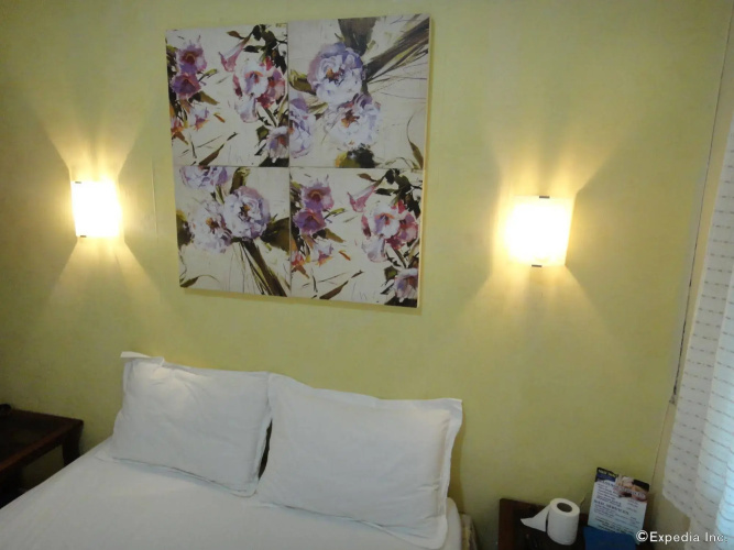 OYO 676 Casa Fuerte Bed And Breakfast