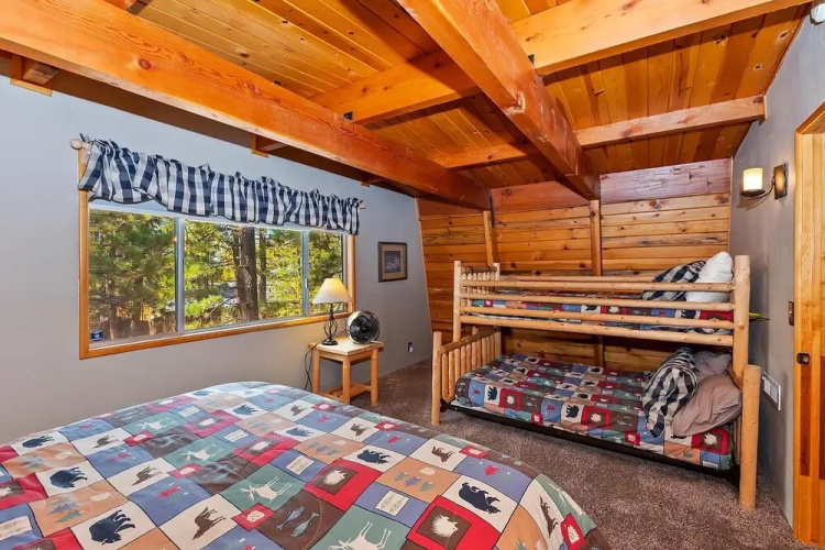 070 Tree Top Cabin
