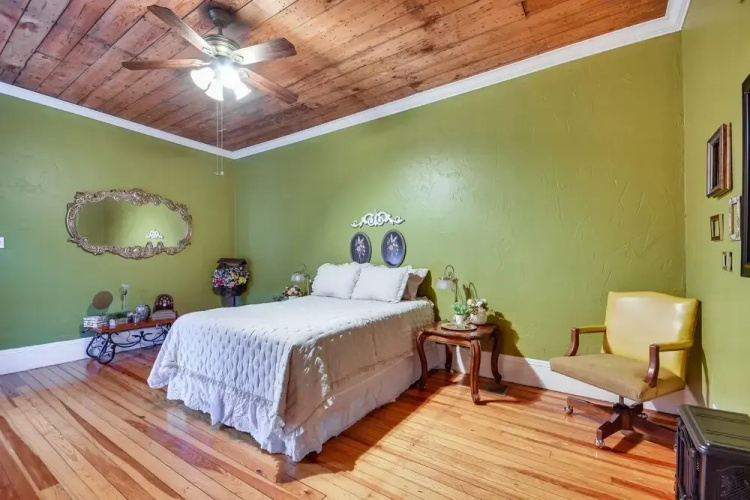 Downtown Hereford Apartment: Dine, Shop + More!