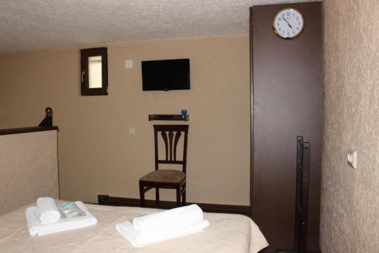 1 Bedroom Apartment with balcony and with view