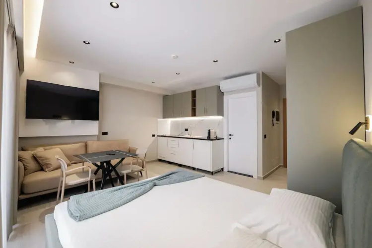 Blas Residence