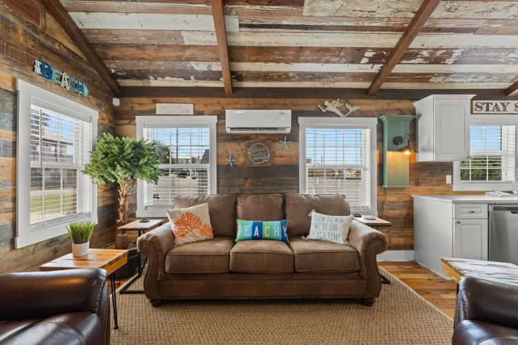 The Cozy Cottage