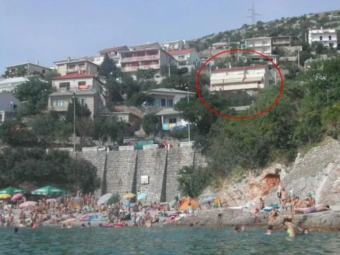 1 Bedroom Apartment with balcony and with sea view