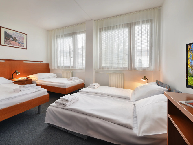 EA Hotel Populus