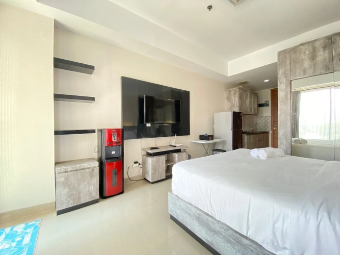 Bright Studio Room at Beverly Dago Apartment