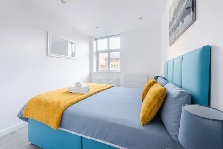 Modern Leicester 1-Bed Fast Wi-Fi