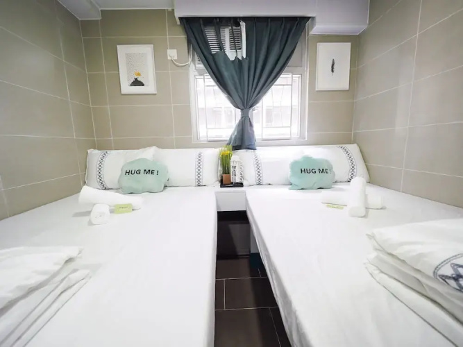 Hostel TST