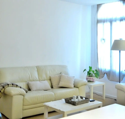 3 Bedrooms Apartment