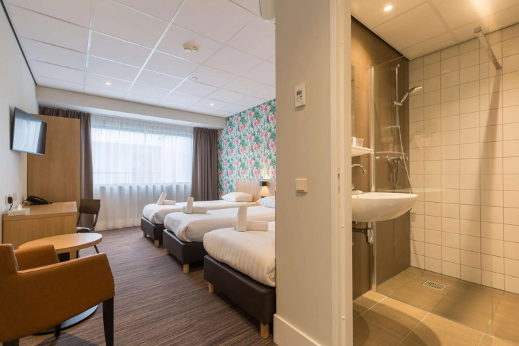 Best Western Amsterdam photo 9