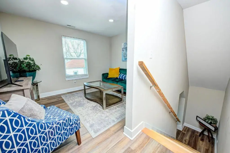Stylish 1BR Condo 1 Mile To Downtown