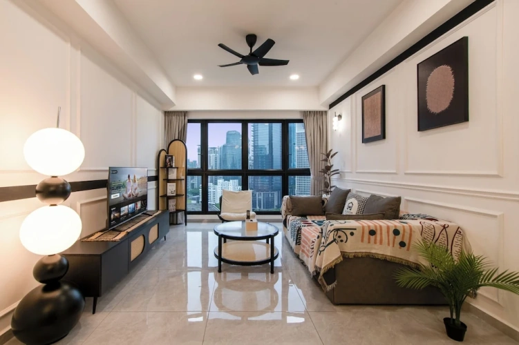 3 Bedrooms Premium Suite with city view