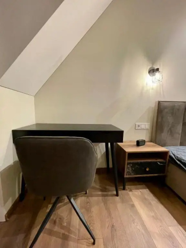 Cozy Central Attic SELF Check In