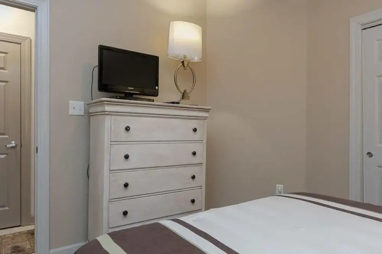 Admirals Quarters 1505 4 Bedroom Condo by Redawning