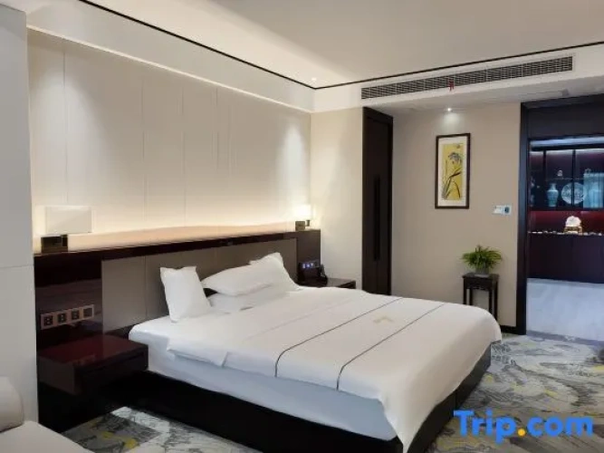 2 Bedrooms Suite