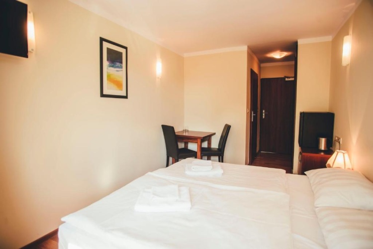 Standard Twin room with balcony