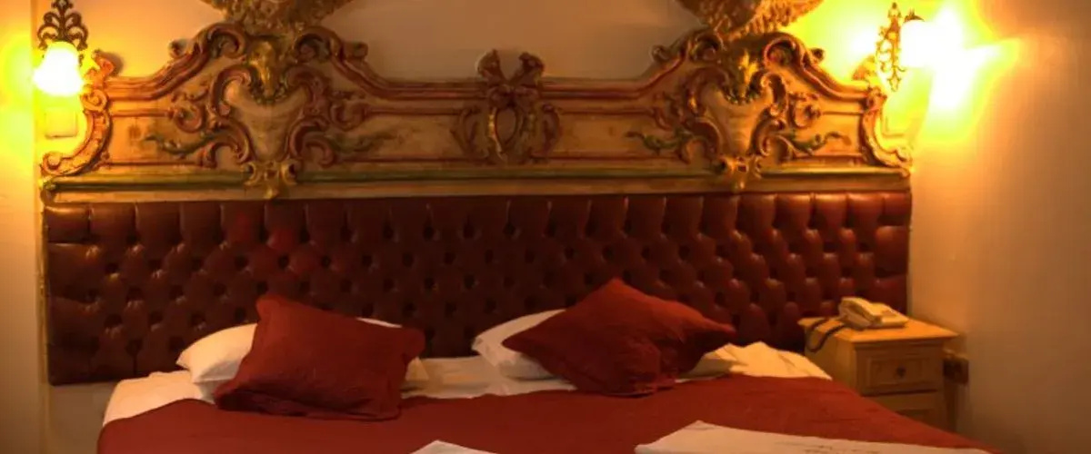Boutique Apex Hotel