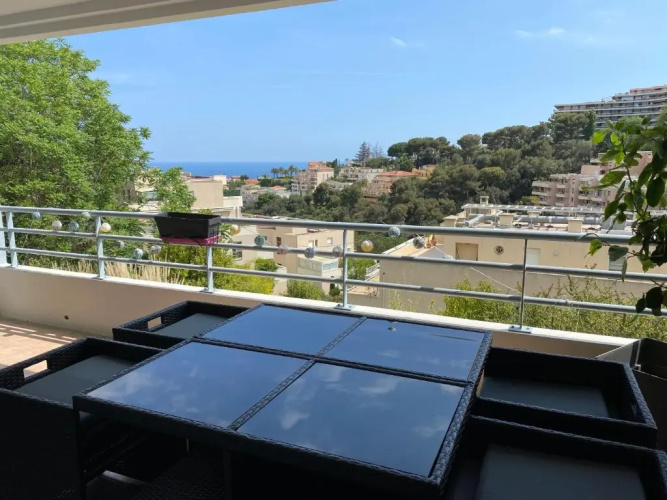 FABRON vue mer 4 personne parking