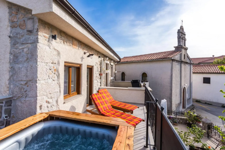 Villa Mulberry