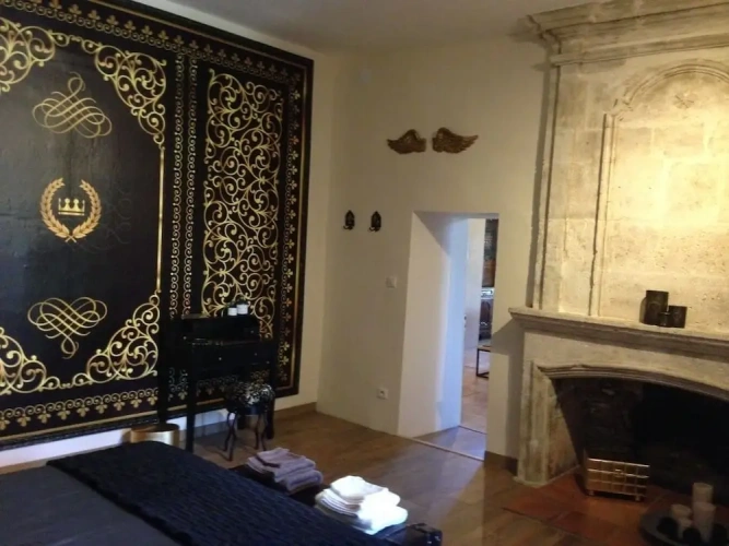 1 Bedroom Grand Apartment