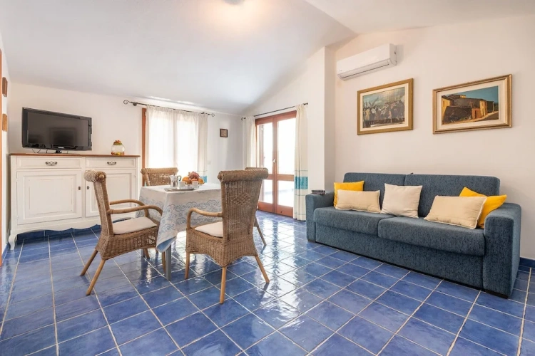 2 Bedrooms Apartment with balcony