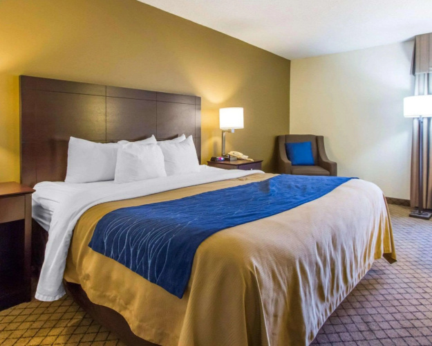 Quality Inn Clarksville - Exit 11