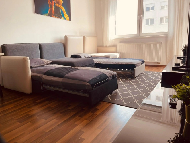 After Eight Apartment