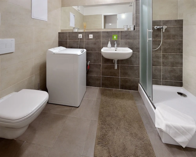 1 Bedroom Economy Apartment