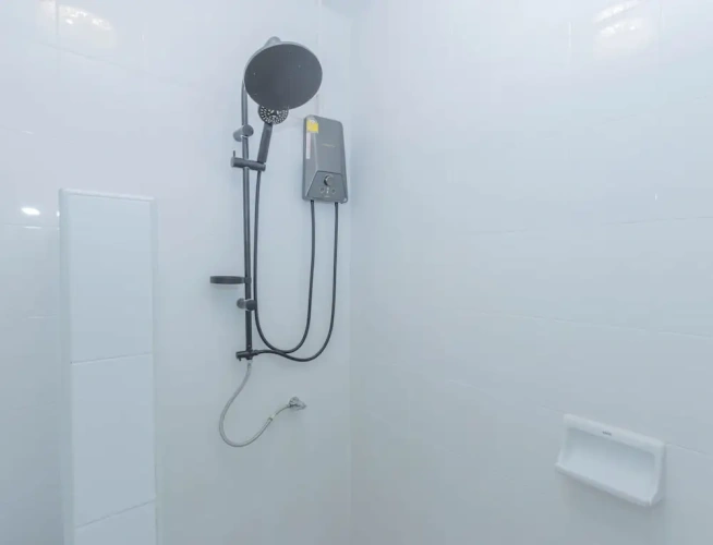 1 Bedroom Deluxe room with partial ocean view