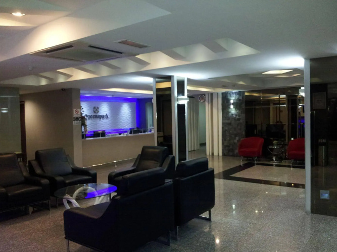 Desa Queenspark Hotel