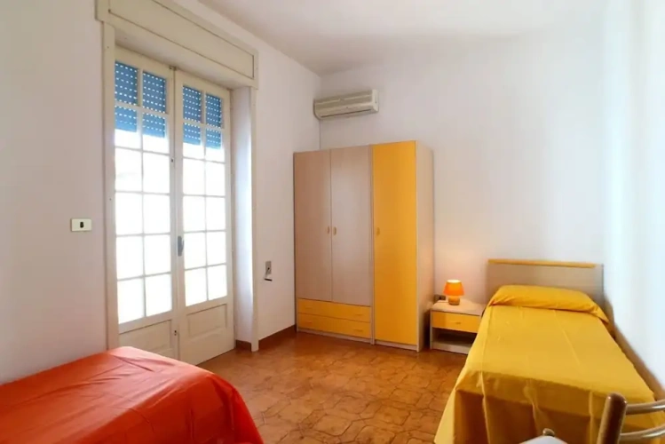 2 Bedrooms Villa