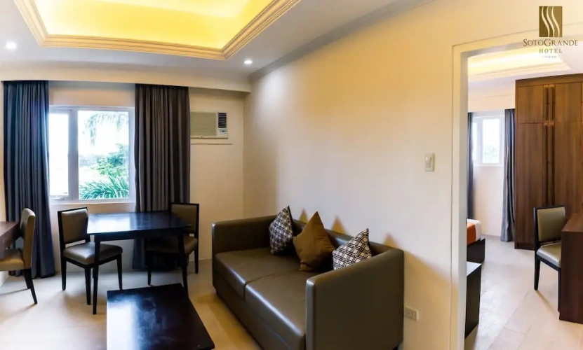 1 Bedroom Double Suite