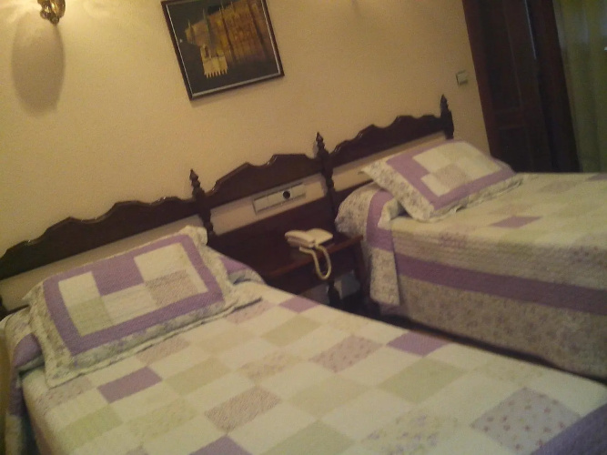 Hotel Residencia Castellano I