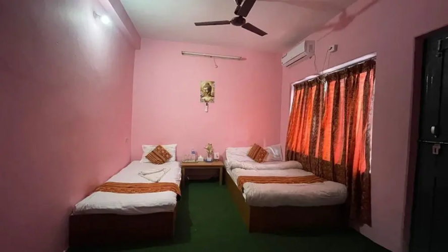hotel khana 100