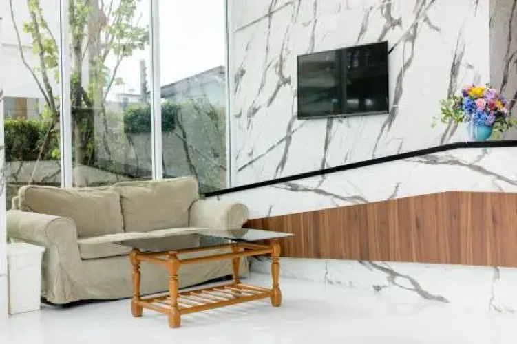 Thongchen Residence