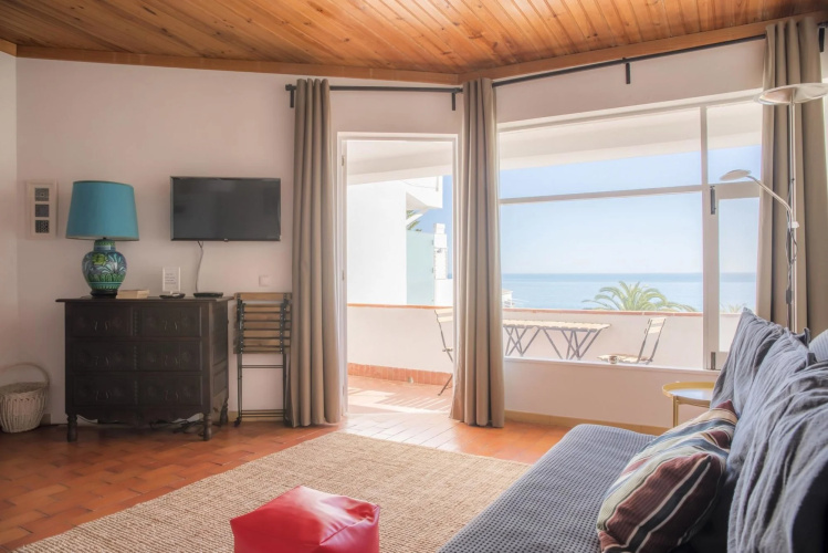 A29 - Calheta House in Luz