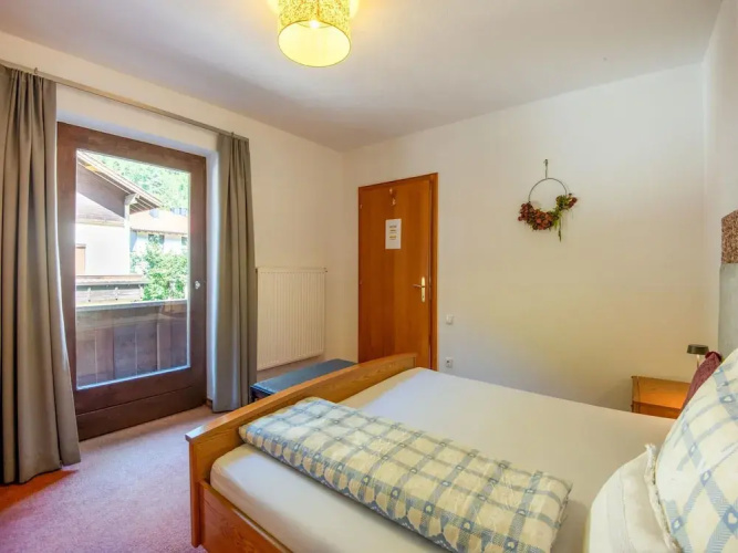 Spacious Apartment With Balcony