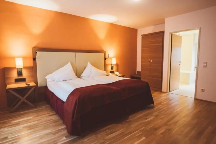 Heritage Standard Family Suite