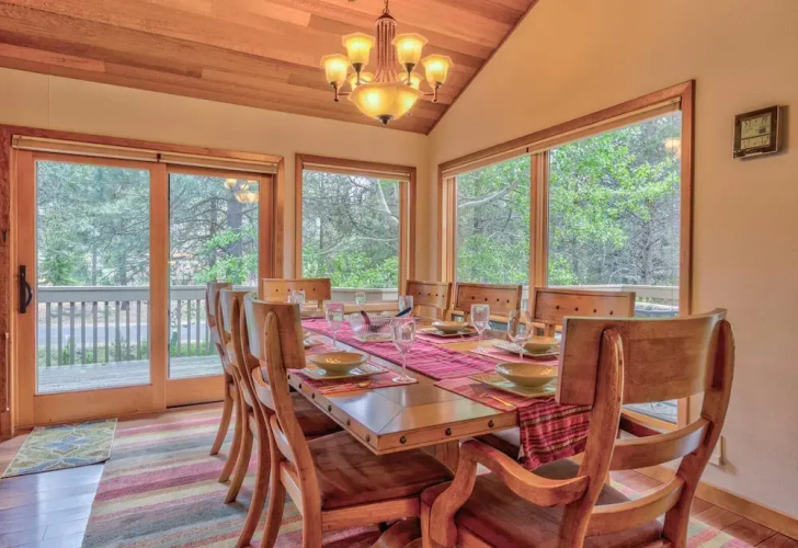 2 Tan Oak-Hot Tub-3BR/2BA