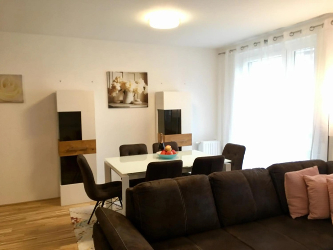 White Vintage Park View Apartment