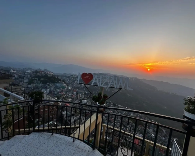 Deluxe Double room with balcony and with city view