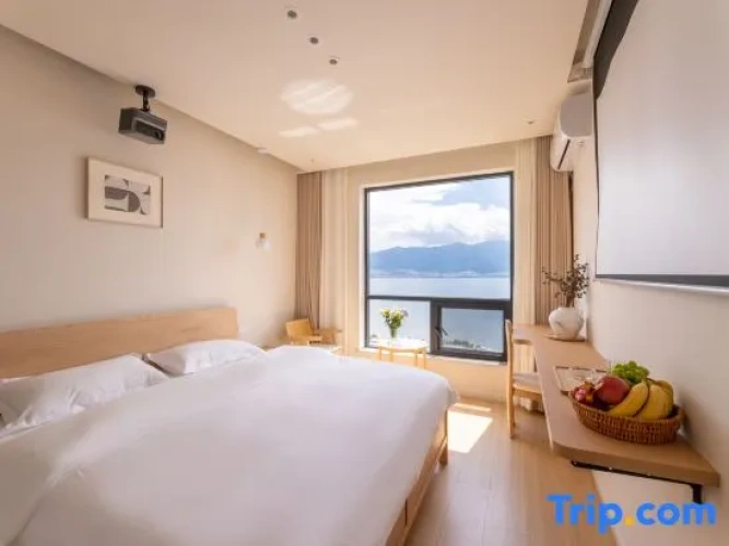 3 Bedrooms Suite with sea view