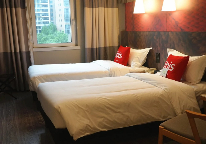 ibis Shanghai Lianyang