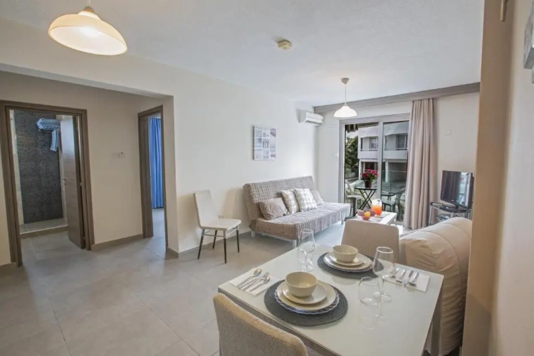 Twin Apartment